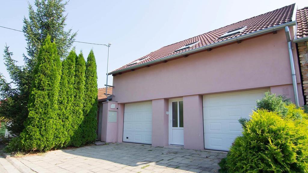 Apartmán Cabernet Velké Pavlovice Exterior foto